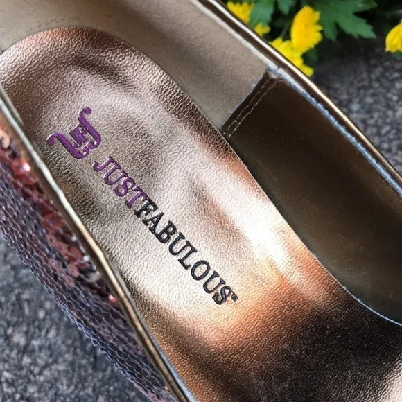 JUST FABULOUS 7.5 Copper Sequins Platform Pumps Size 7.5 - Picture 10 of 16